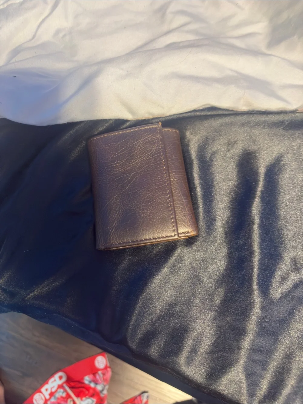 Men's Brown Leather Trifold Wallet